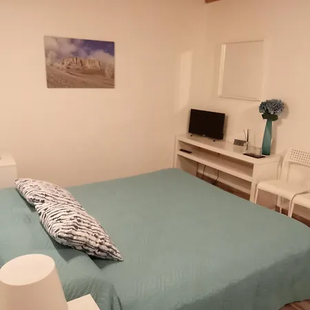 La Divina Pietra 3* Carnola