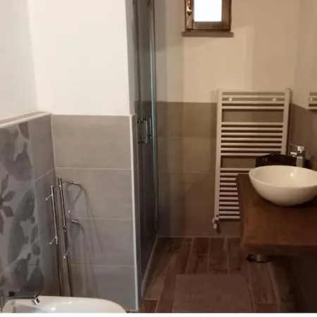 La Divina Pietra 3*