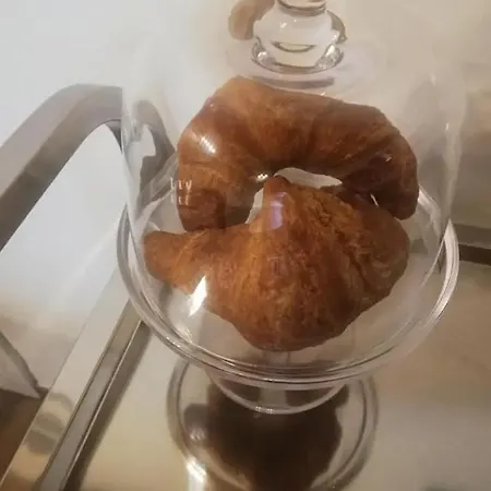 La Divina Pietra Bed & Breakfast Carnola