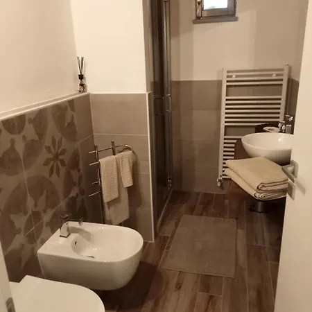 La Divina Pietra Nocleg ze śniadaniem Carnola